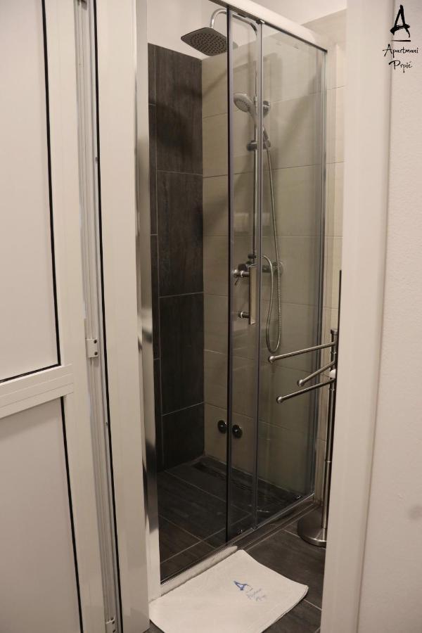 Apartmani Prpic Ražanac Exteriör bild