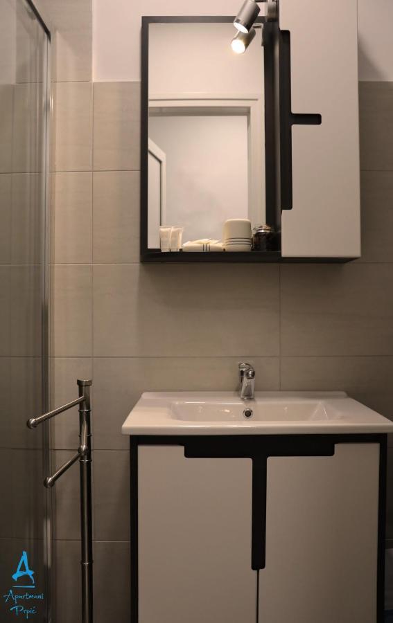 Apartmani Prpic Ražanac Exteriör bild